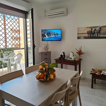 Apartment Fartos Di